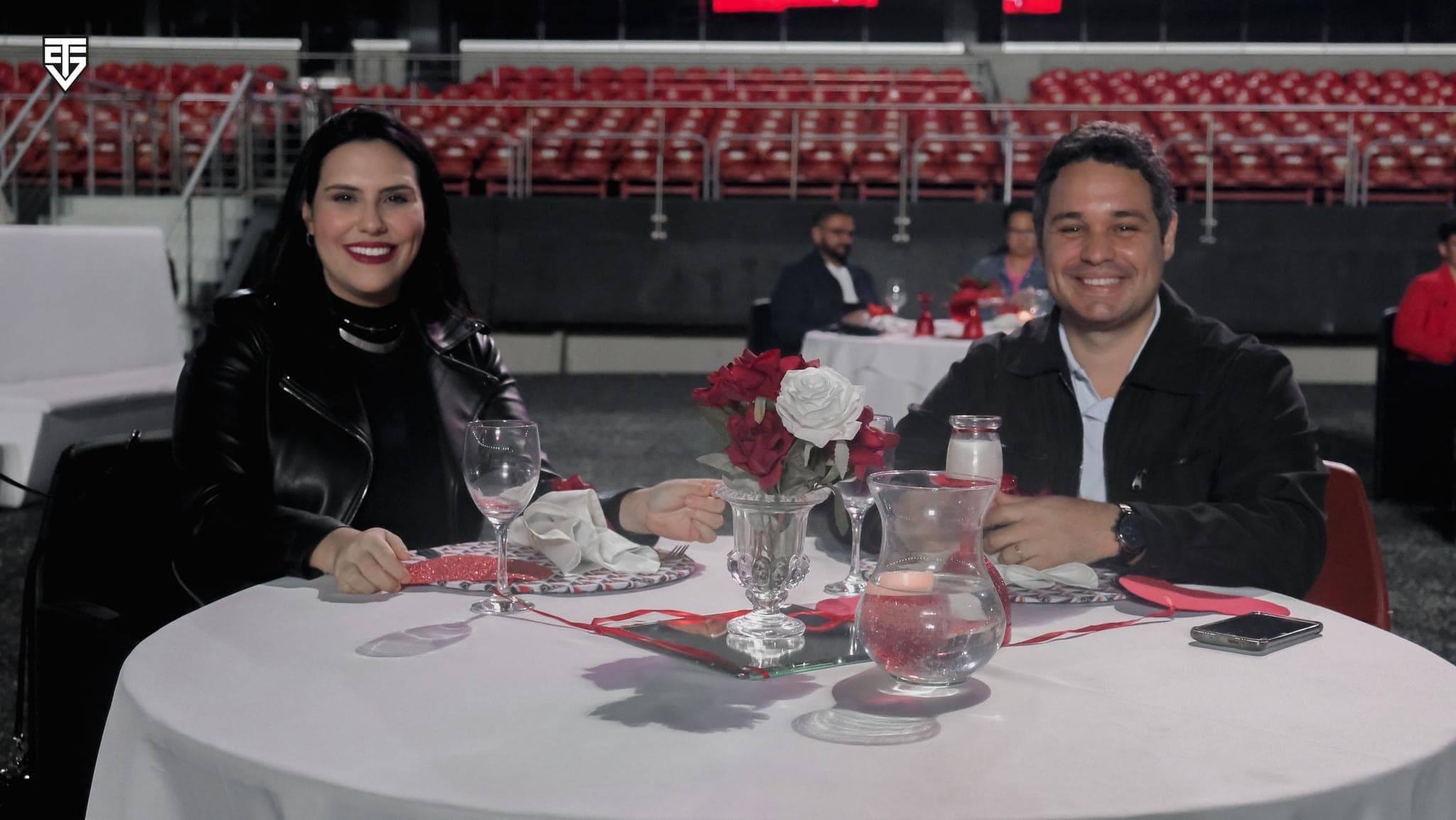 Detalhe da produção do evento de Dia dos Namorados.